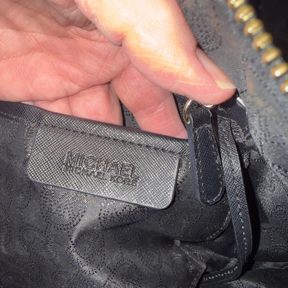 Michael Kors Black Saffiano Leather Logo Tote with Gold Hardware - Picture 5 of 8